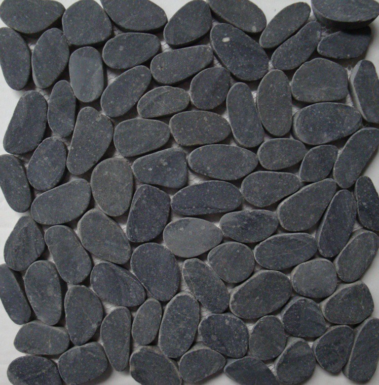 Galets naturels ronds noirs sur filet 30x30 cm ref. 01 : LOUIS STONES -  Carrelages, pierres naturelles, terres cuites et aménagement maison
